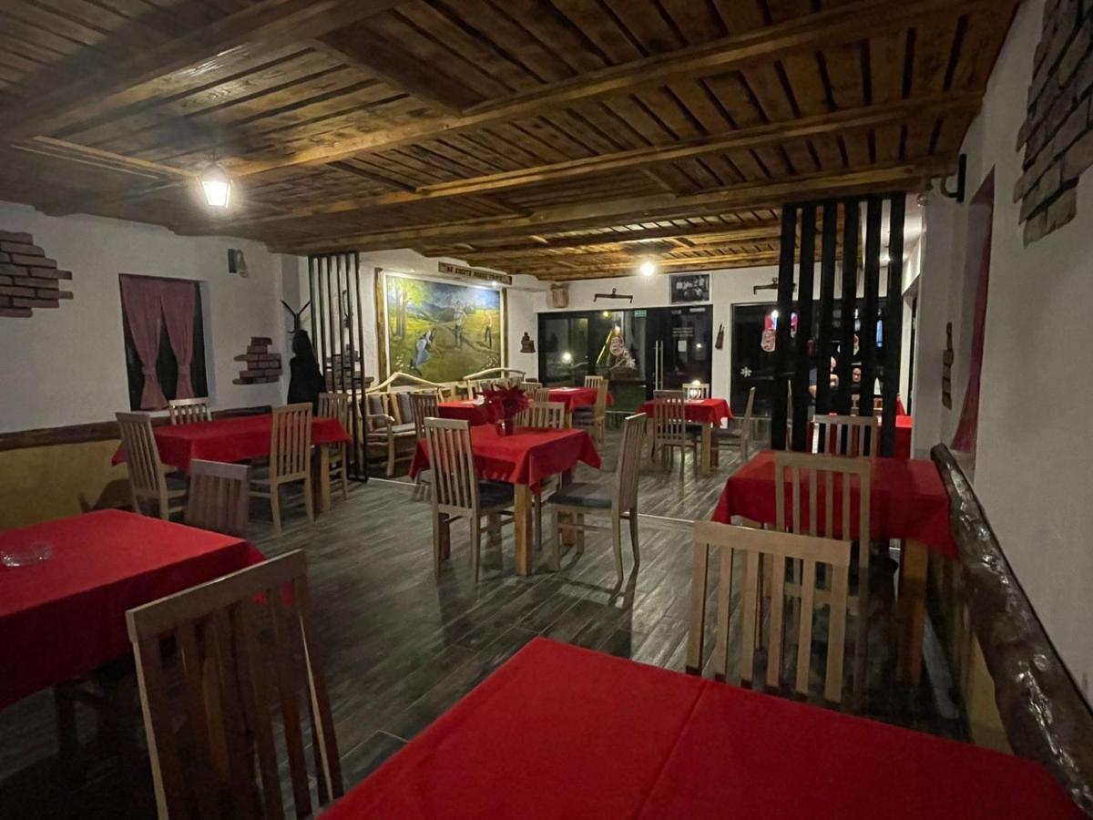 Etno Village Dolina Srece Витез Экстерьер фото